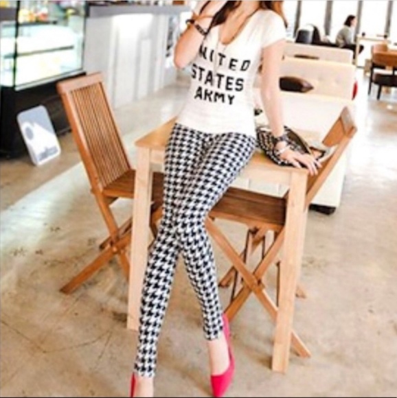 Carols Boutique Pants - Restocked  Houndstooth Buttery Soft Leggings